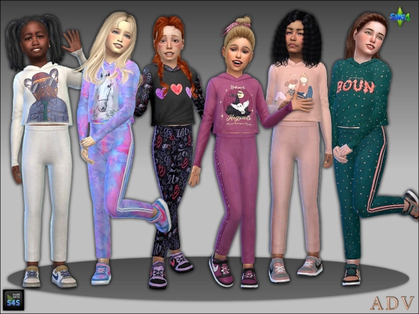 Mix Jogging suits and shoes for girls by artedellavita_mabra - The Sims 4 Custom Content